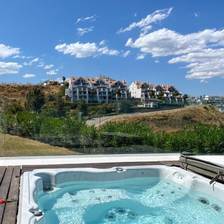 Enjoy 3 in 1 - Sea, Golf and Mountains - Two-Bedroom Apartment - 29