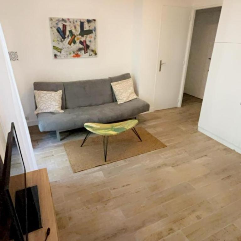 cassis studio 50m de la grande plage - One-Bedroom Apartment - 11