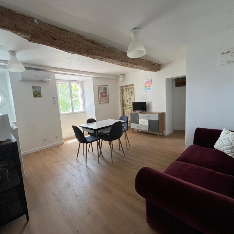 3 pièces au 1er étage dans bastide grassoise - Two-Bedroom Apartment - 10