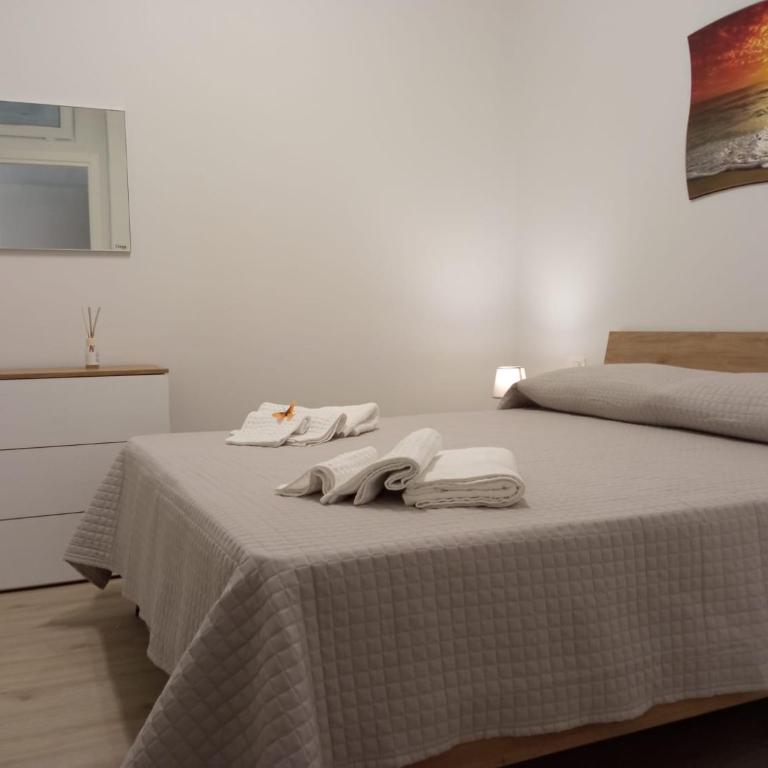 La Casa di Ary alle pendici dell'Etna - Camera Matrimoniale con Balcone - 5