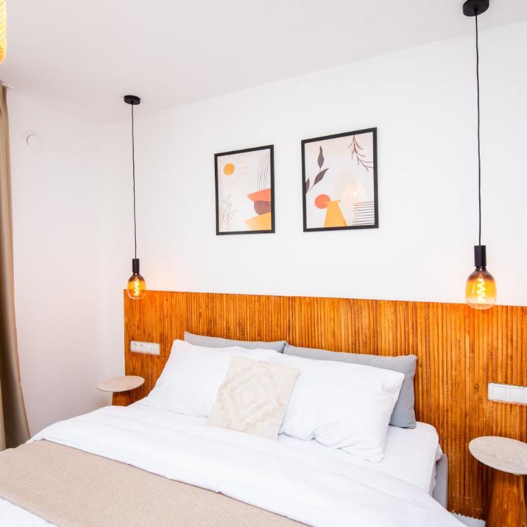 Old Town Nest - Deluxe King Room - 43