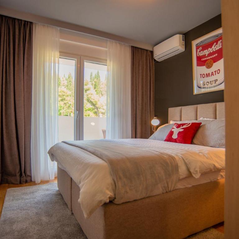 Stylish Two Bedroom Apartment at Ljubovic-Hill Park - Two-Bedroom Apartment - 15