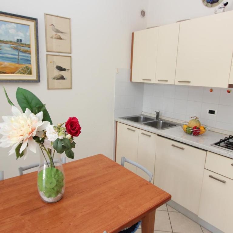 Villa Fiordalisi - Three-Bedroom Villa - 15