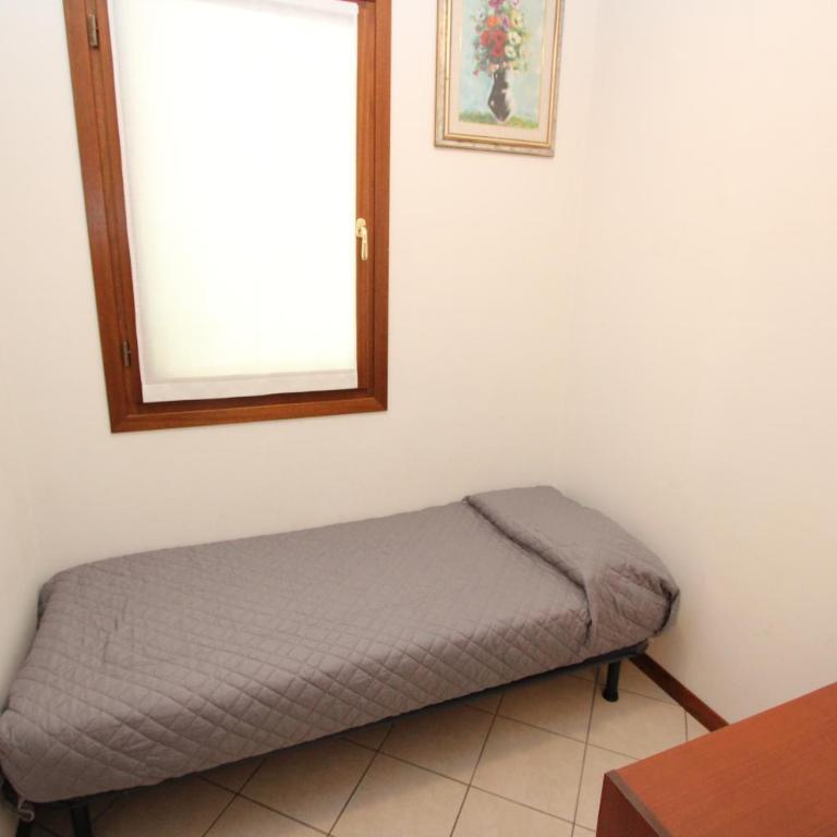 Villa Fiordalisi - Three-Bedroom Villa - 11