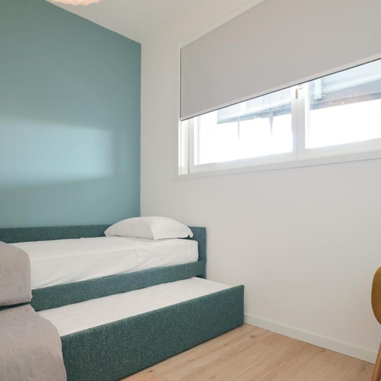 Podium - QUI VENDE Immobiliare - per solo Famiglie - Appartamento con 2 Camere da Letto - 28