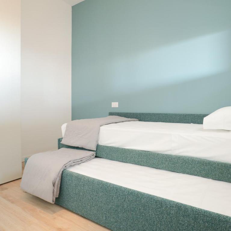 Podium - QUI VENDE Immobiliare - per solo Famiglie - Appartamento con 2 Camere da Letto - 27