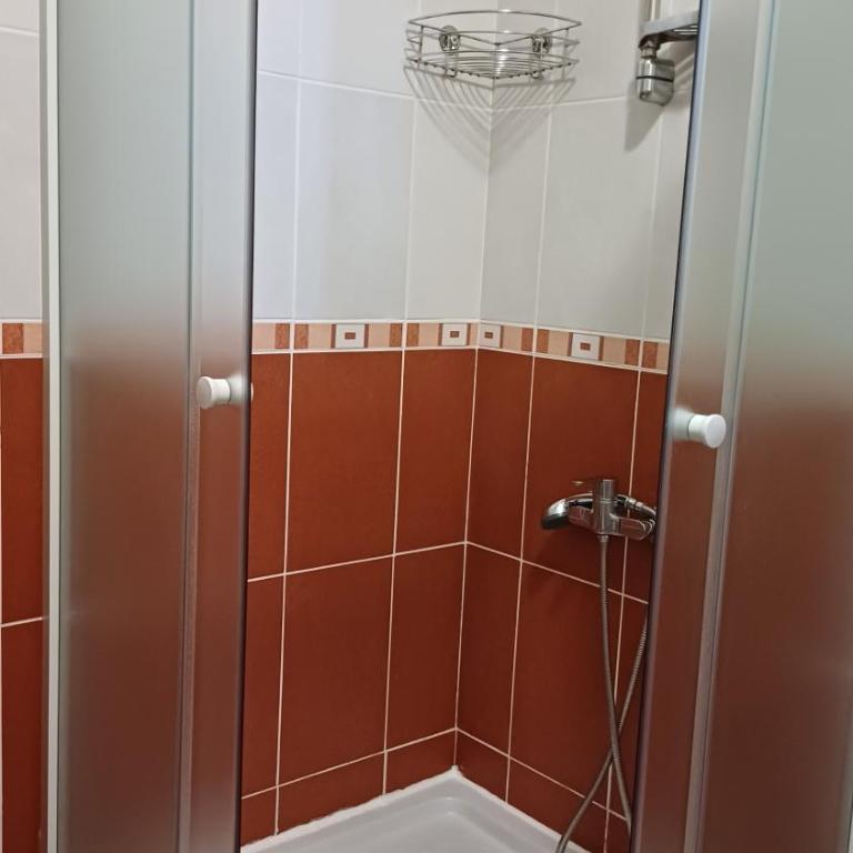 Apartments Villa-G Lustica - Apartman s 1 Spavaćom Sobom i Balkonom - 33