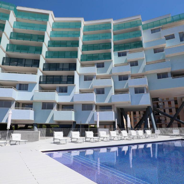 Podium - QUI VENDE Immobiliare - per solo Famiglie - Appartamento con 2 Camere da Letto - 54