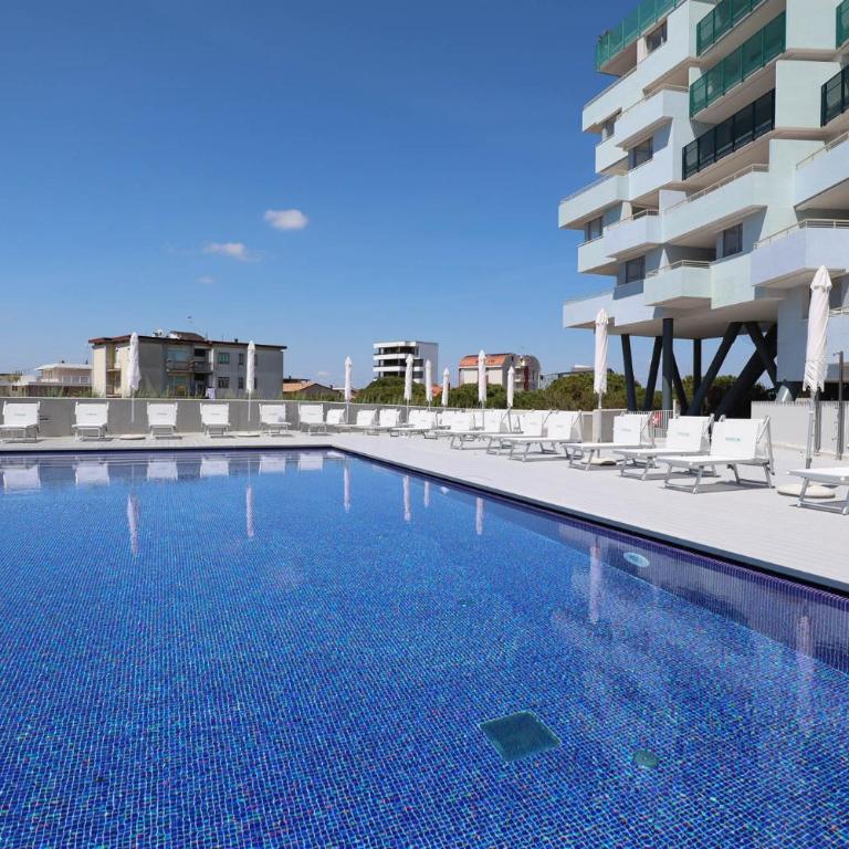 Podium - QUI VENDE Immobiliare - per solo Famiglie - Appartamento con 2 Camere da Letto - 50