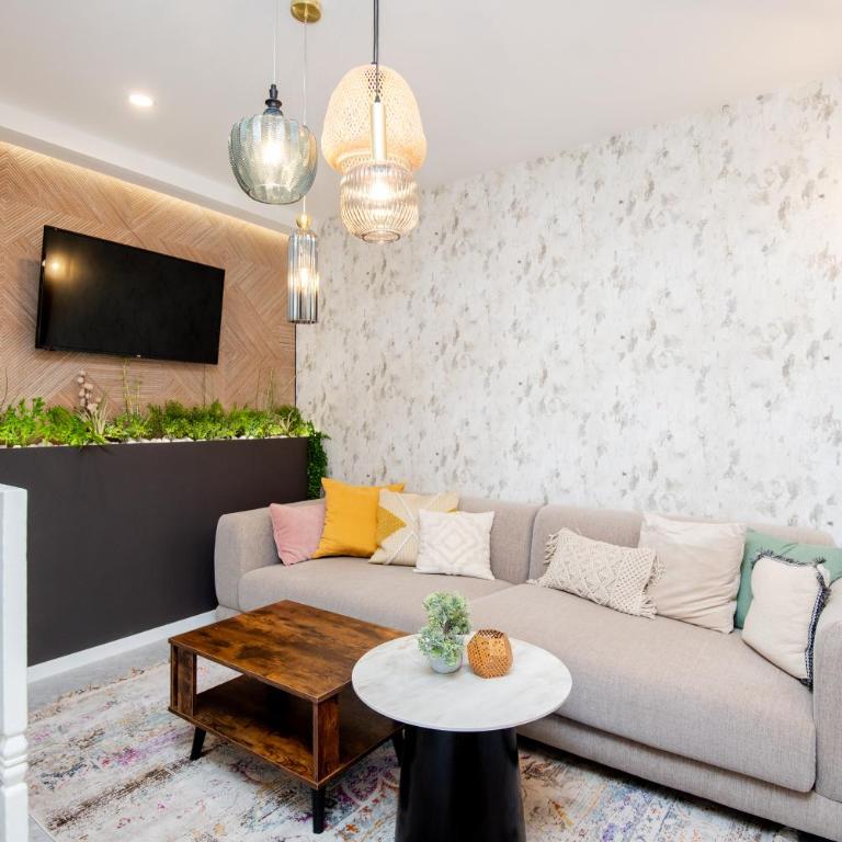 Old Town Nest - One-Bedroom Apartment - 32