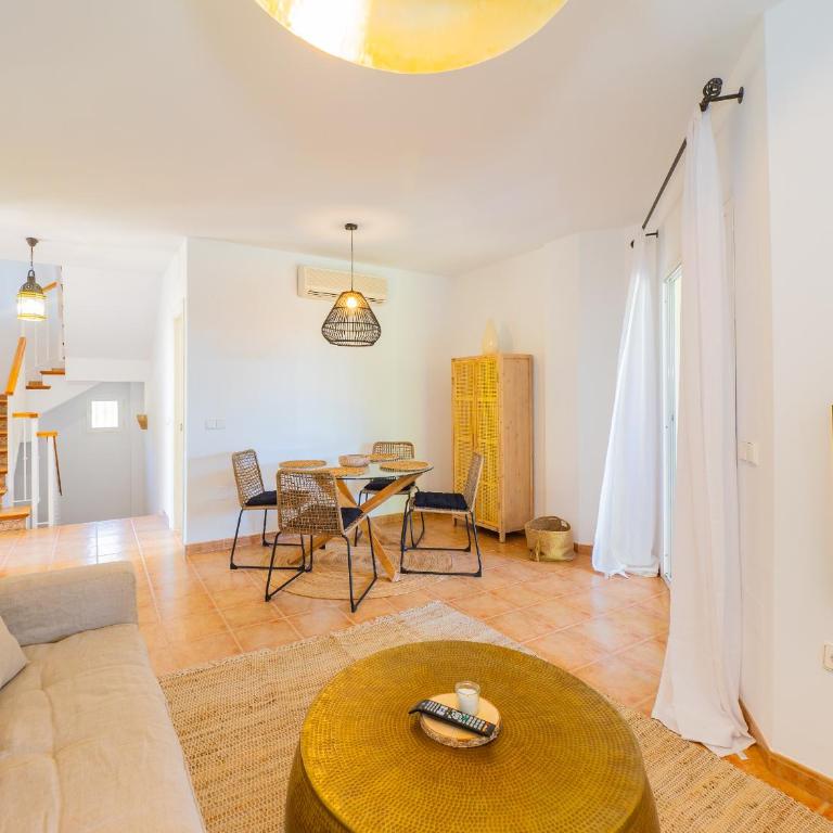 Cubo's Townhouse Sierrezuela - Casa - 13