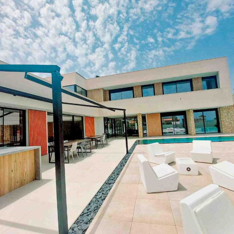 Inmovecos Villa Gawy 2 de Lujo con piscina privada - Villa - 27