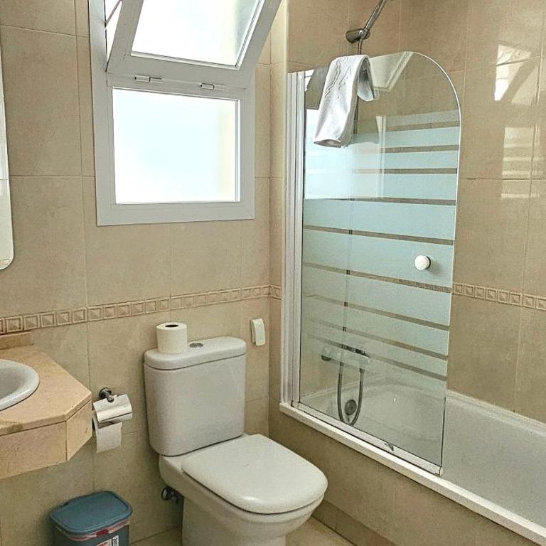 Hostel Residencia Alfil - Habitación Individual con baño compartido - 24