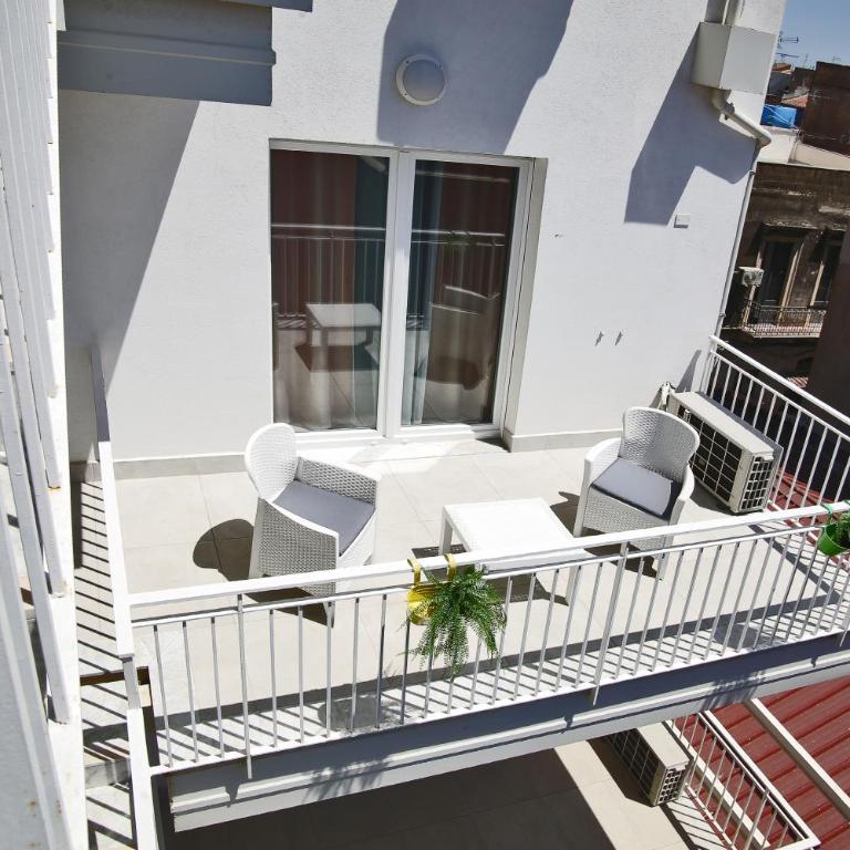 Laudani Homes - Two-Bedroom Apartment - 24