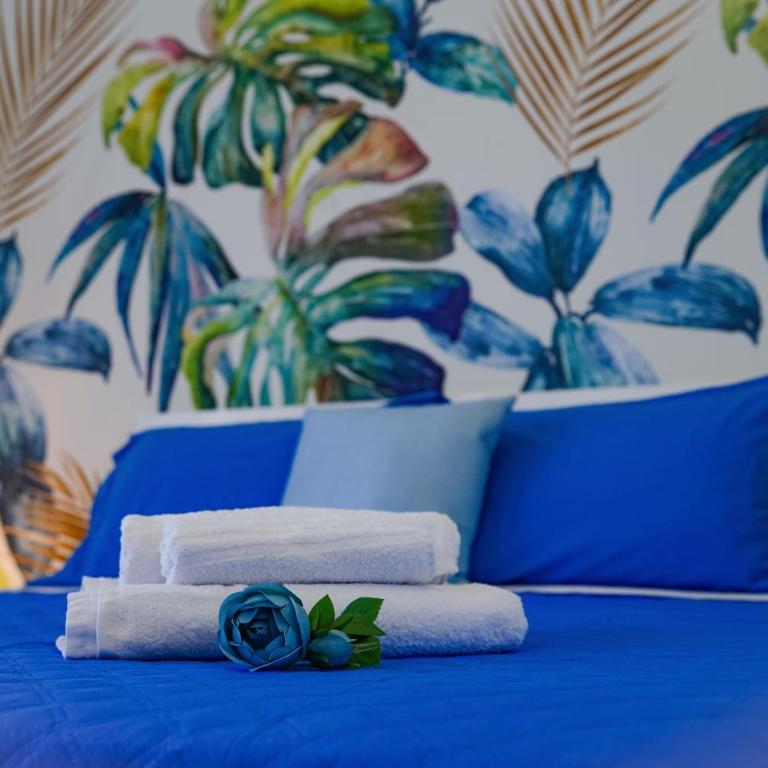 Laudani Homes - Two-Bedroom Apartment - 11