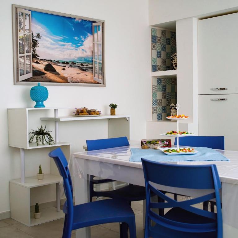 Laudani Homes - Two-Bedroom Apartment - 14