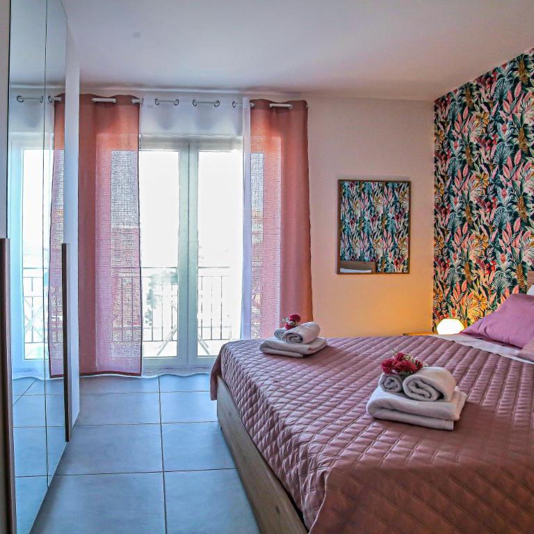 Laudani Homes - Two-Bedroom Apartment - 36