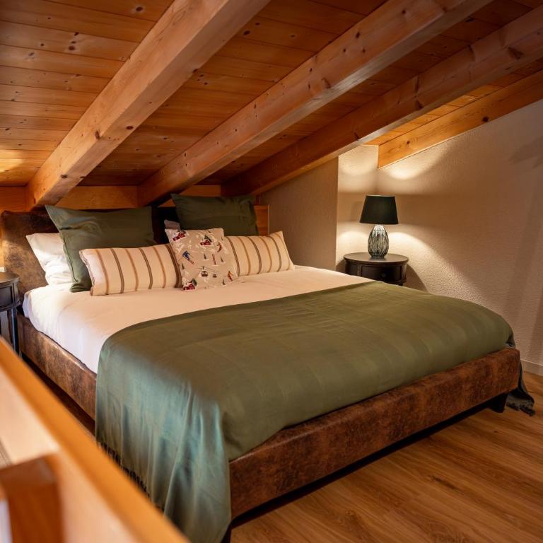 The Glen - GRINDELHOMES - The Tiny Gemschi Apartment - 13
