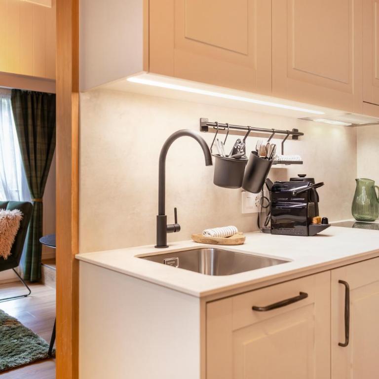 The Glen - GRINDELHOMES - The Tiny Grindi Aartment - 6