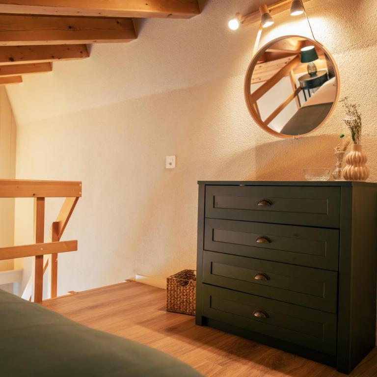 The Glen - GRINDELHOMES - The Tiny Grindi Aartment - 11