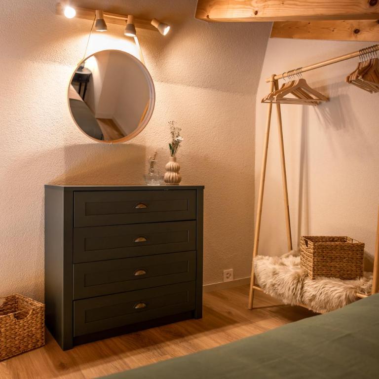 The Glen - GRINDELHOMES - The Tiny Grindi Aartment - 17