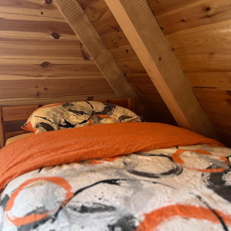 Sweet Home - Two-Bedroom House - 16