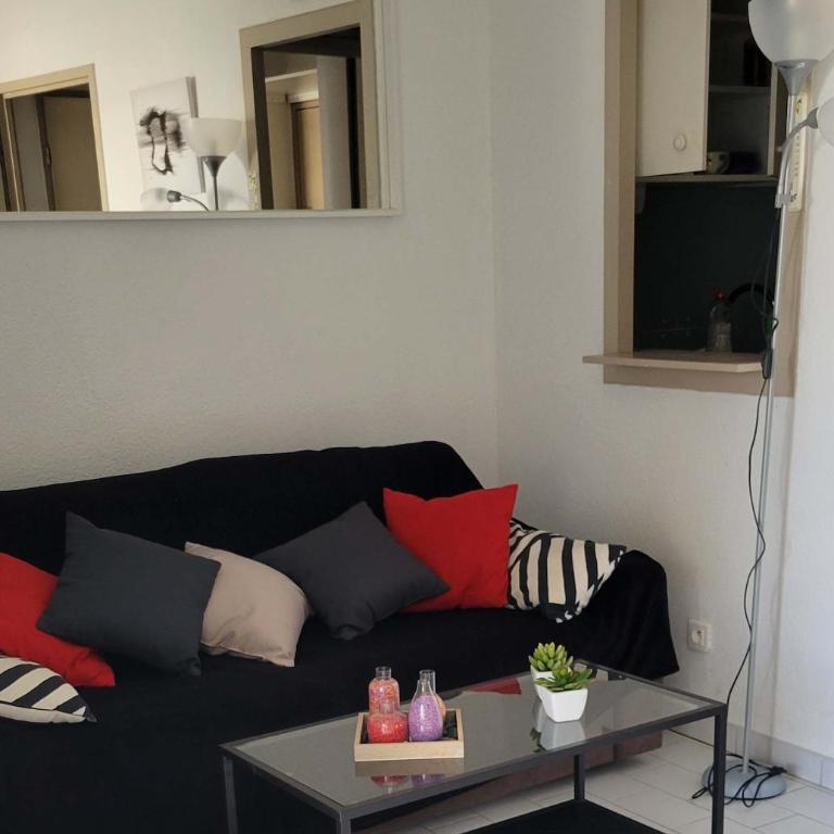 Studio cabine climatisé avec parking au Couchant - Apartamento de 1 dormitorio - 3