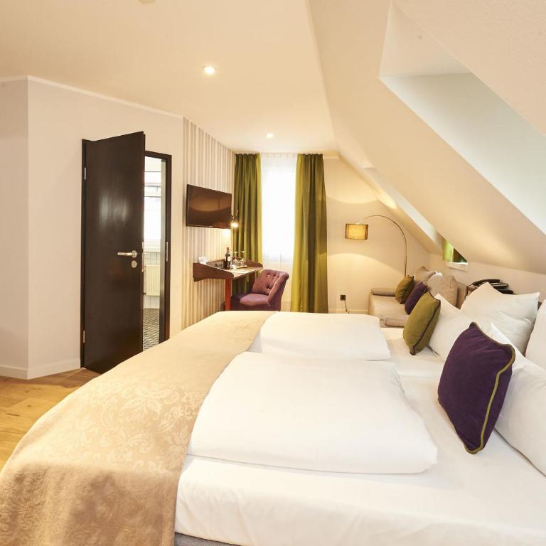 Hotel Hauser Boutique - Comfort Doppelzimmer - 9