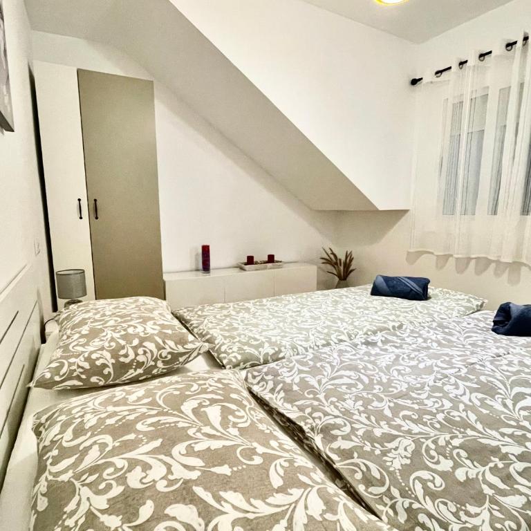 Villa Rioja - Bungalow with Sea View - 13