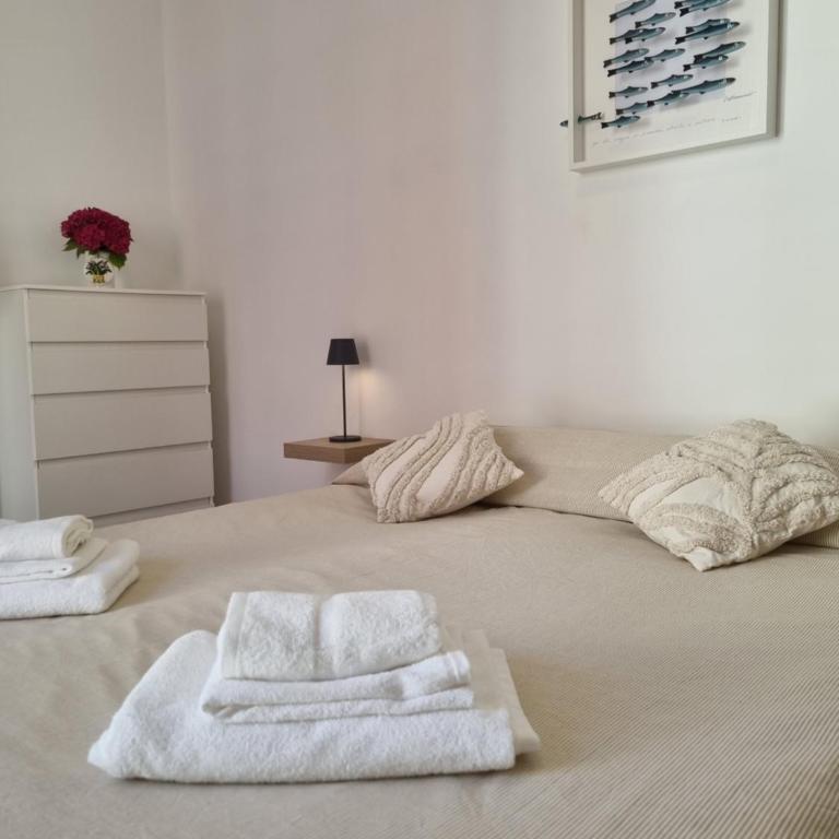 Casa dell'Altromondo - Appartamento con 2 Camere da Letto e Balcone - 1