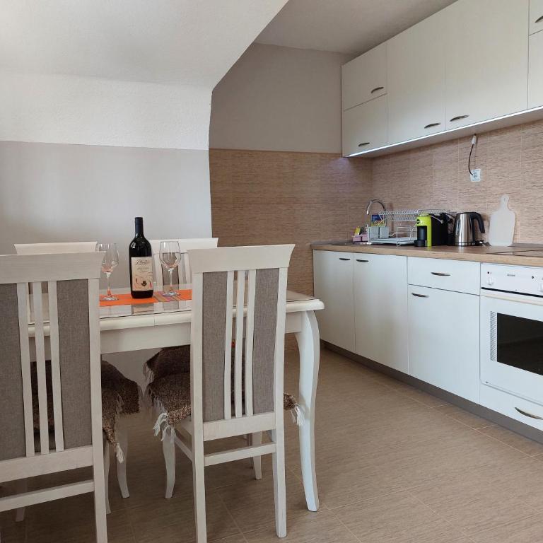 Zabljak Durmitor view - One-Bedroom Apartment - 5