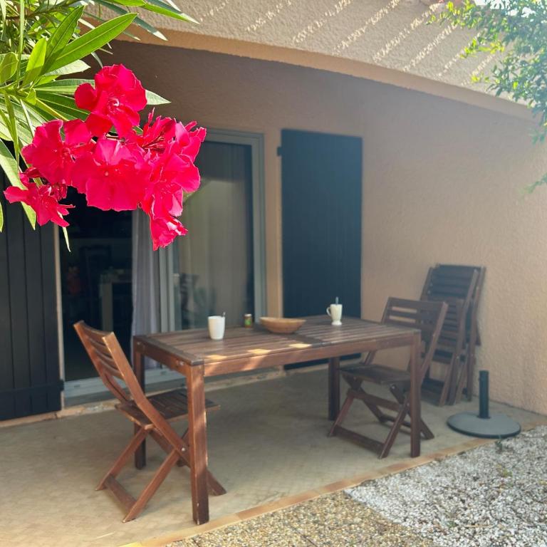 Villa T3 à Saint-Cyprien, 6 pers, Piscine, Terrasse, Proche Plage et Port - FR-1-793-22 - Villa - 1