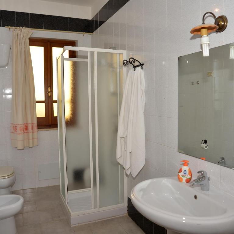 S'Apposentu Affittacamere - Quadruple Room with Garden View - 4