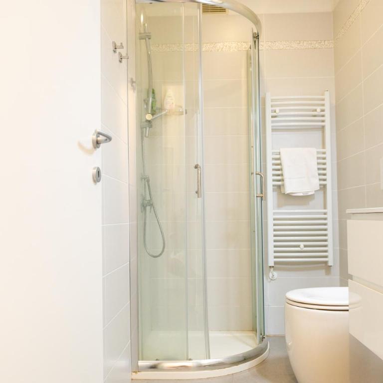 Monolocale con terrazza e cucina - Appartamento con 1 Camera da Letto - 26