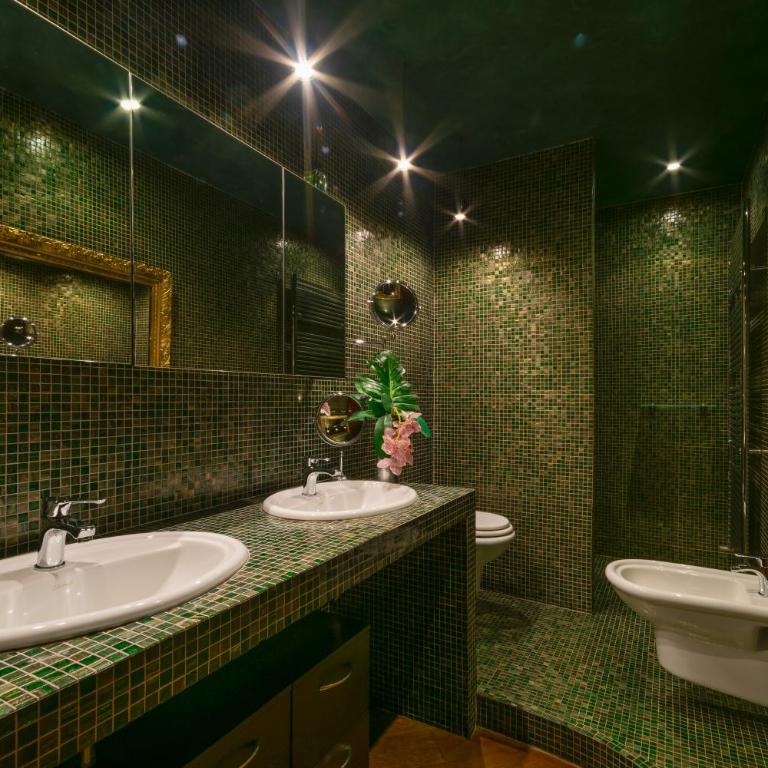 Dolce Casa SUITE Villa Laura - Appartamento con 1 Camera da Letto - 2