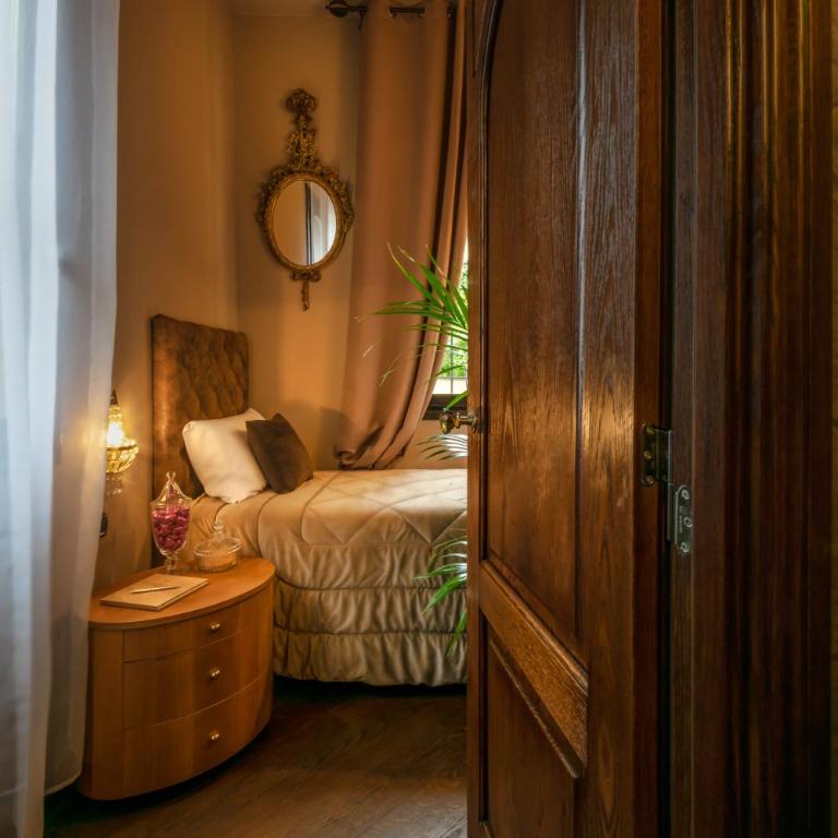 Dolce Casa SUITE Villa Laura - Appartamento con 1 Camera da Letto - 4
