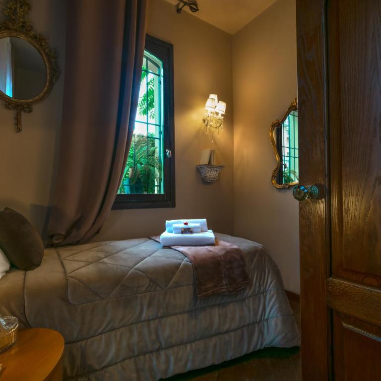 Dolce Casa SUITE Villa Laura - Appartamento con 1 Camera da Letto - 12