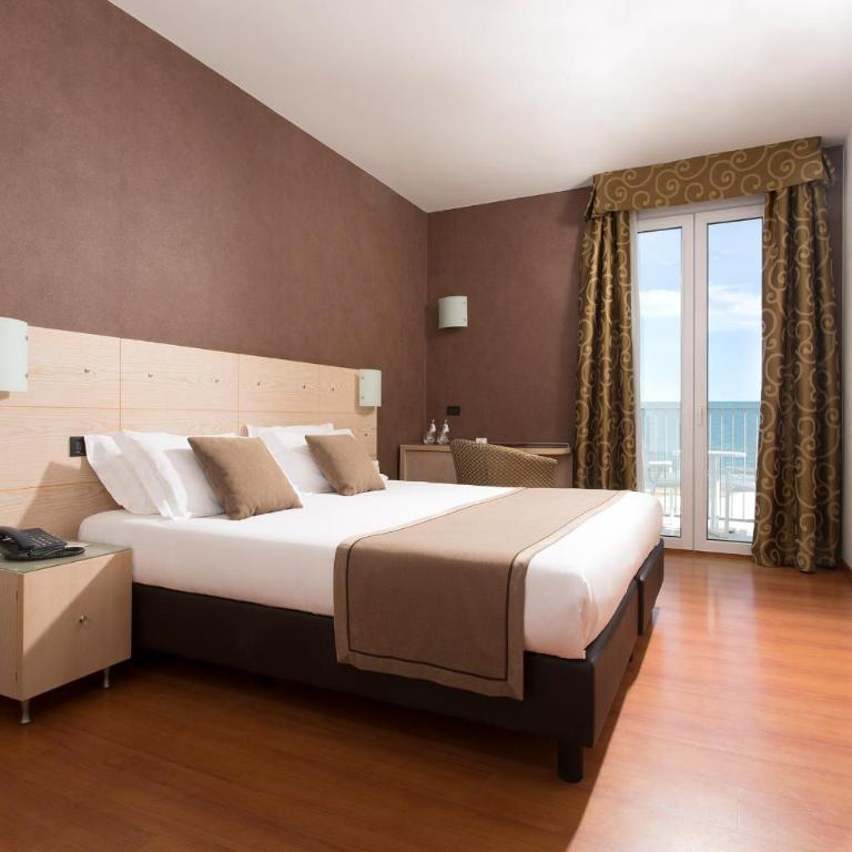 Victoria Frontemare Beach & Spa Hotel Jesolo - Camera Matrimoniale Superior con Vista Mare - 2