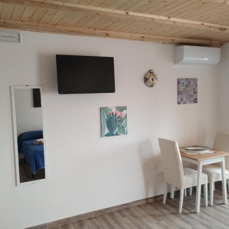 Ad un passo da tutto - One-Bedroom House - 9