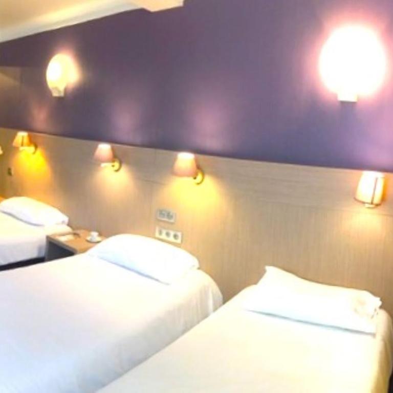 Hôtel Christina Lourdes - Chambre Triple - 6