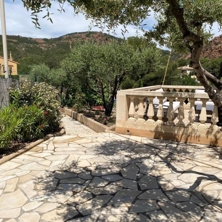 villa Esterel calme et proche de la mer,VTT et randonnées - Villa - 32