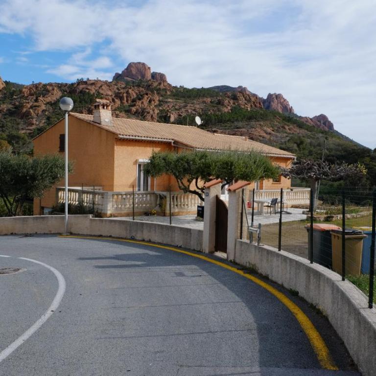 villa Esterel calme et proche de la mer,VTT et randonnées - Villa - 34