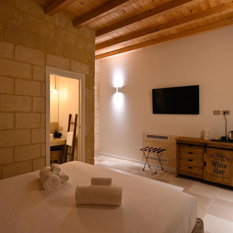 Palazzo Momi - Double Room with Private Bathroom - 12
