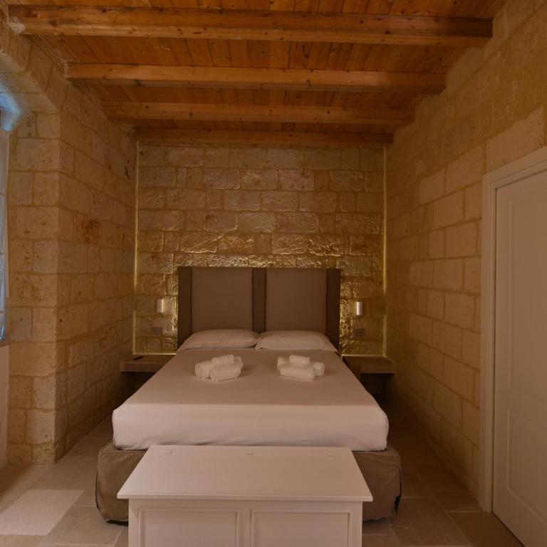 Palazzo Momi - Double Room with Private Bathroom - 7
