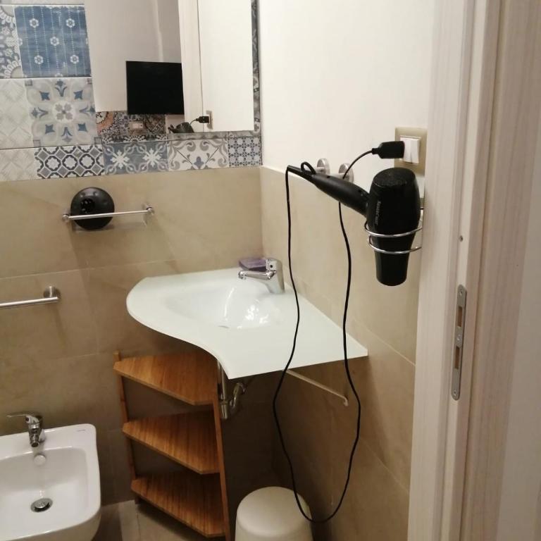 Domus Case Vacanze civico del mare - Deluxe Triple Room - 4
