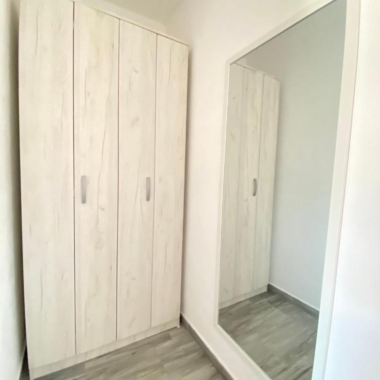 OLGA APARTMENT - One-Bedroom Apartment - 9