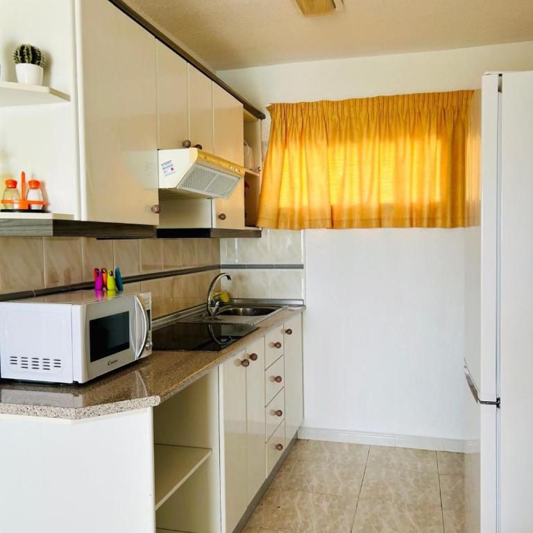 Apartamento, vistas al mar, piscina en Villajoyosa - Apartment with Sea View - 9