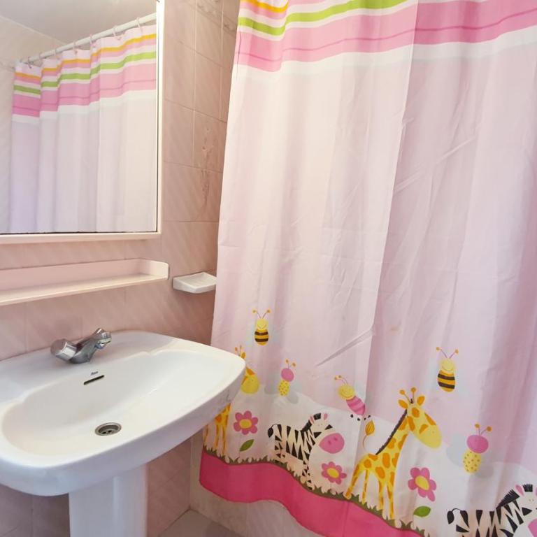 JARDINES I y II - GANDIA - Alquiler solo a familias - Apartamento Deluxe de 3 dormitorios - 10