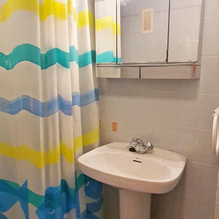 JARDINES I y II - GANDIA - Alquiler solo a familias - Apartamento Deluxe de 3 dormitorios - 16