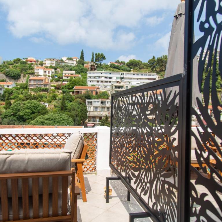 Apartments Milla - Deluks Dvokrevetna Soba sa Bračnim Krevetom - 12